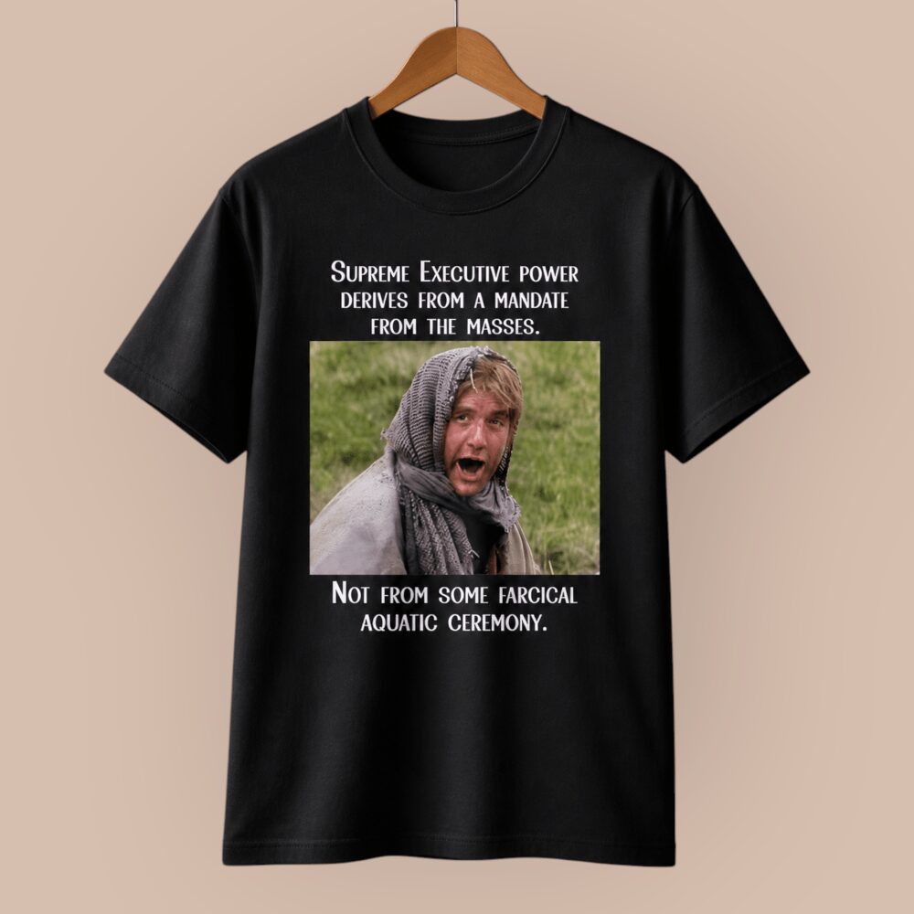 Statement T-shirt — bedrukt werk van Color & Brush
